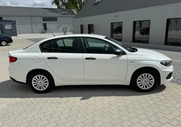 Fiat Tipo cena 29900 przebieg: 219746, rok produkcji 2019 z Lubin małe 154